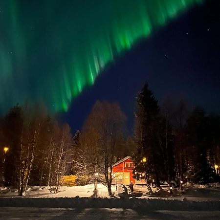 Ahosen Lomamoekit Villa Vikajarvi ภายนอก รูปภาพ