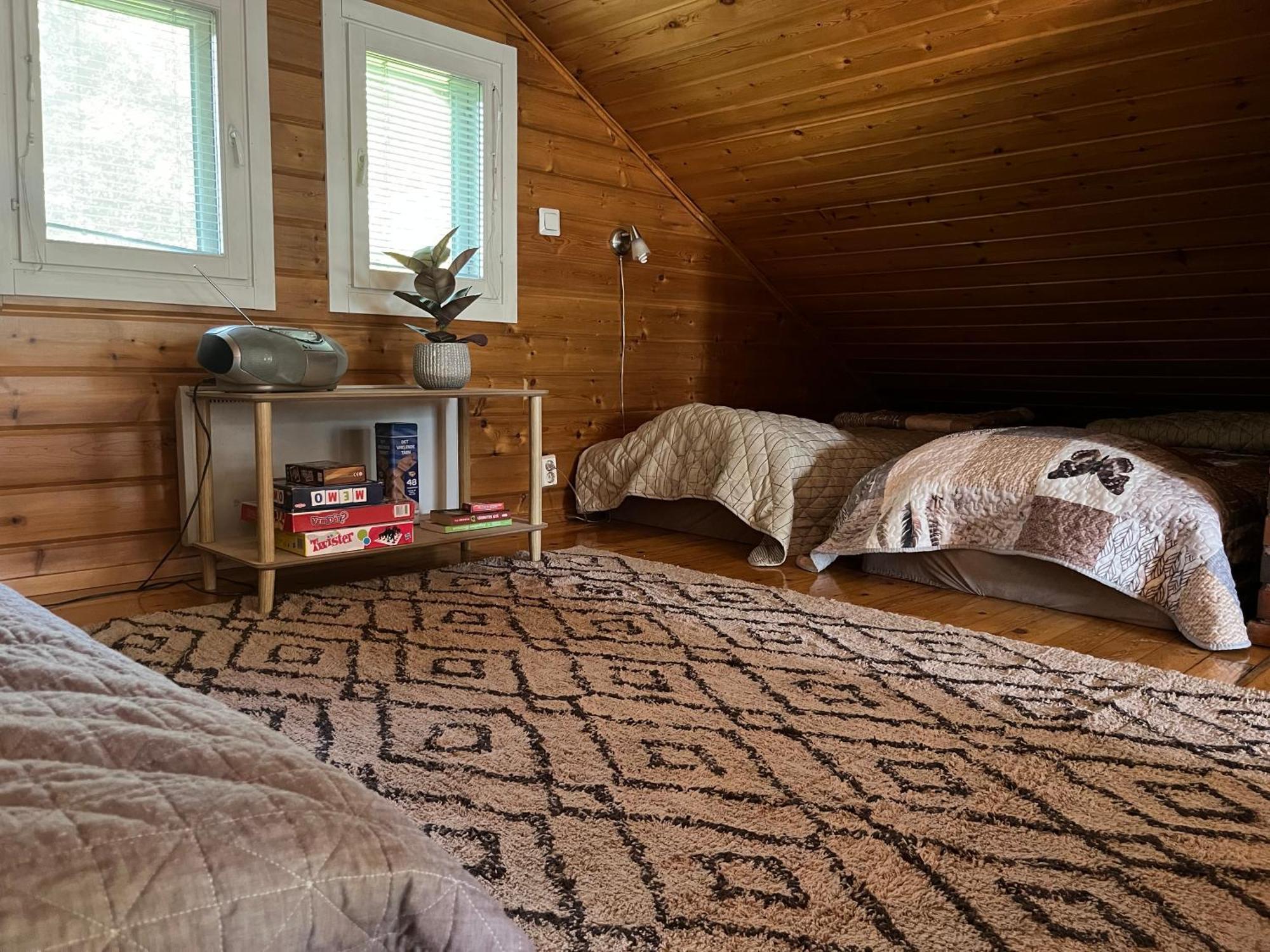 Ahosen Lomamoekit Villa Vikajarvi ภายนอก รูปภาพ