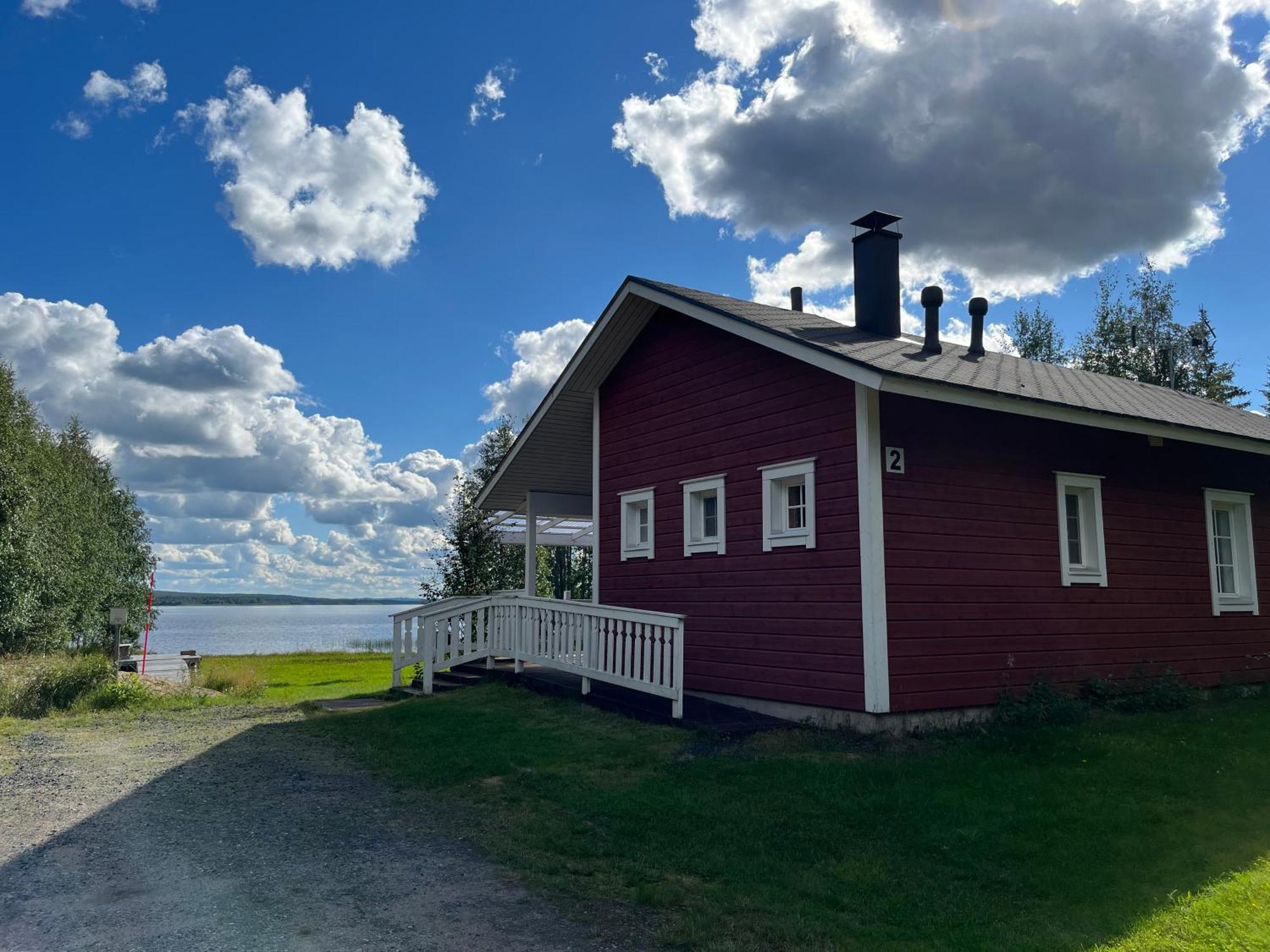 Ahosen Lomamoekit Villa Vikajarvi ภายนอก รูปภาพ