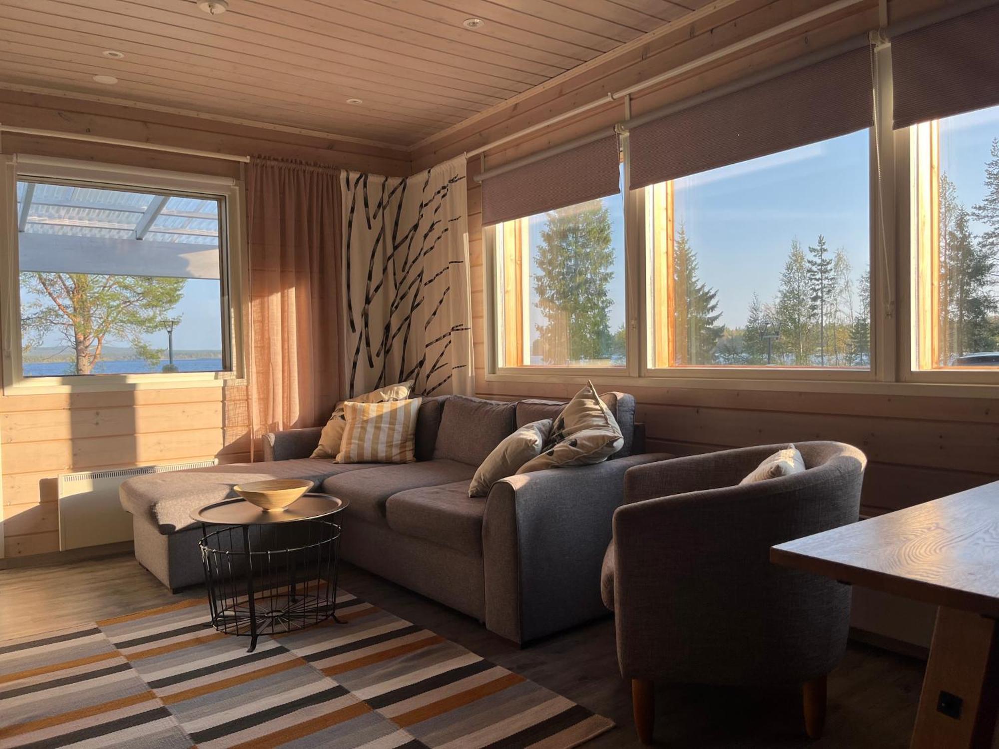 Ahosen Lomamoekit Villa Vikajarvi ภายนอก รูปภาพ