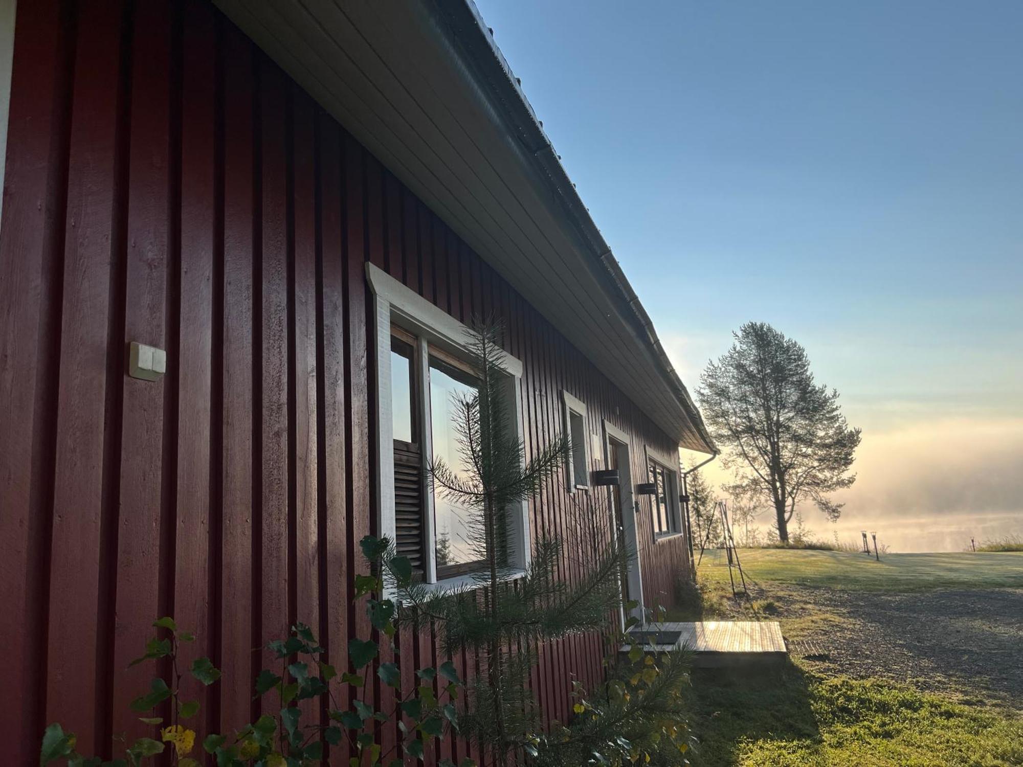 Ahosen Lomamoekit Villa Vikajarvi ภายนอก รูปภาพ