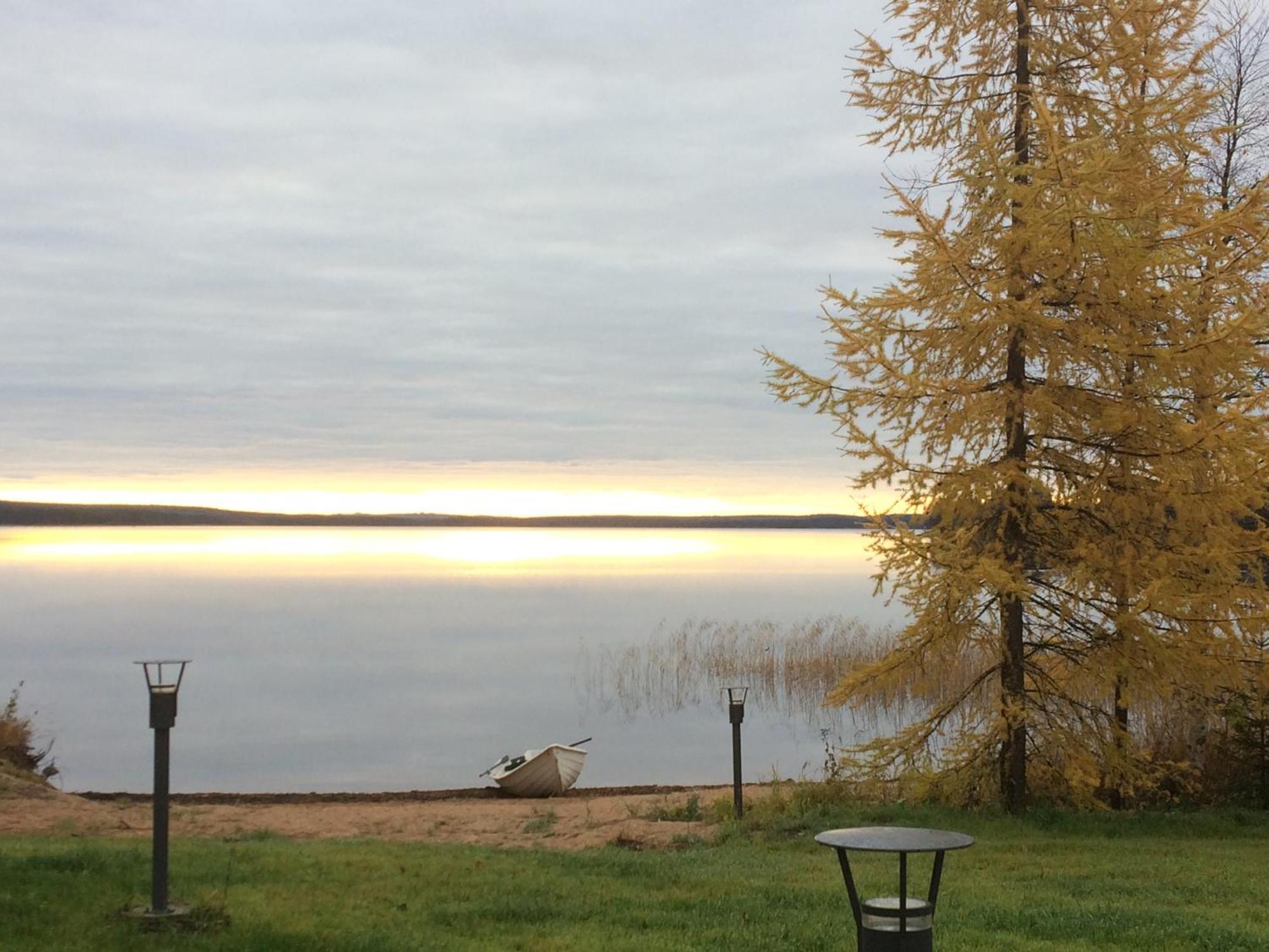 Ahosen Lomamoekit Villa Vikajarvi ภายนอก รูปภาพ