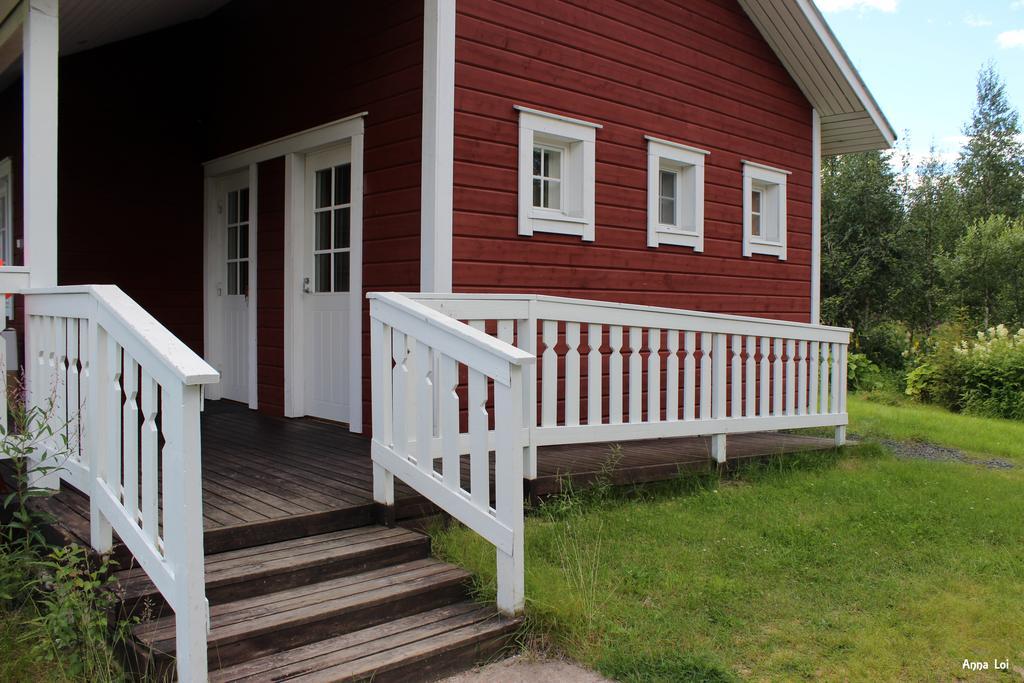 Ahosen Lomamoekit Villa Vikajarvi ภายนอก รูปภาพ